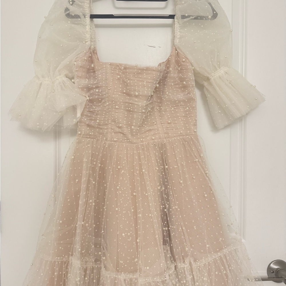 Elegant Cream Mini Dress with Puff Sleeves